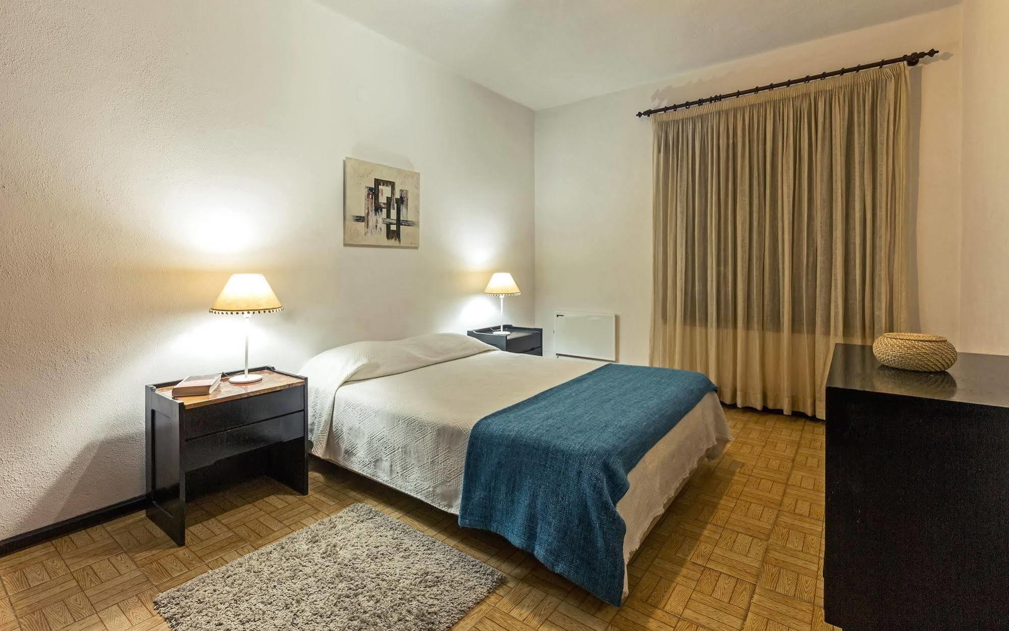 Apartamentos Azul Mar Albufeira Eksteriør billede